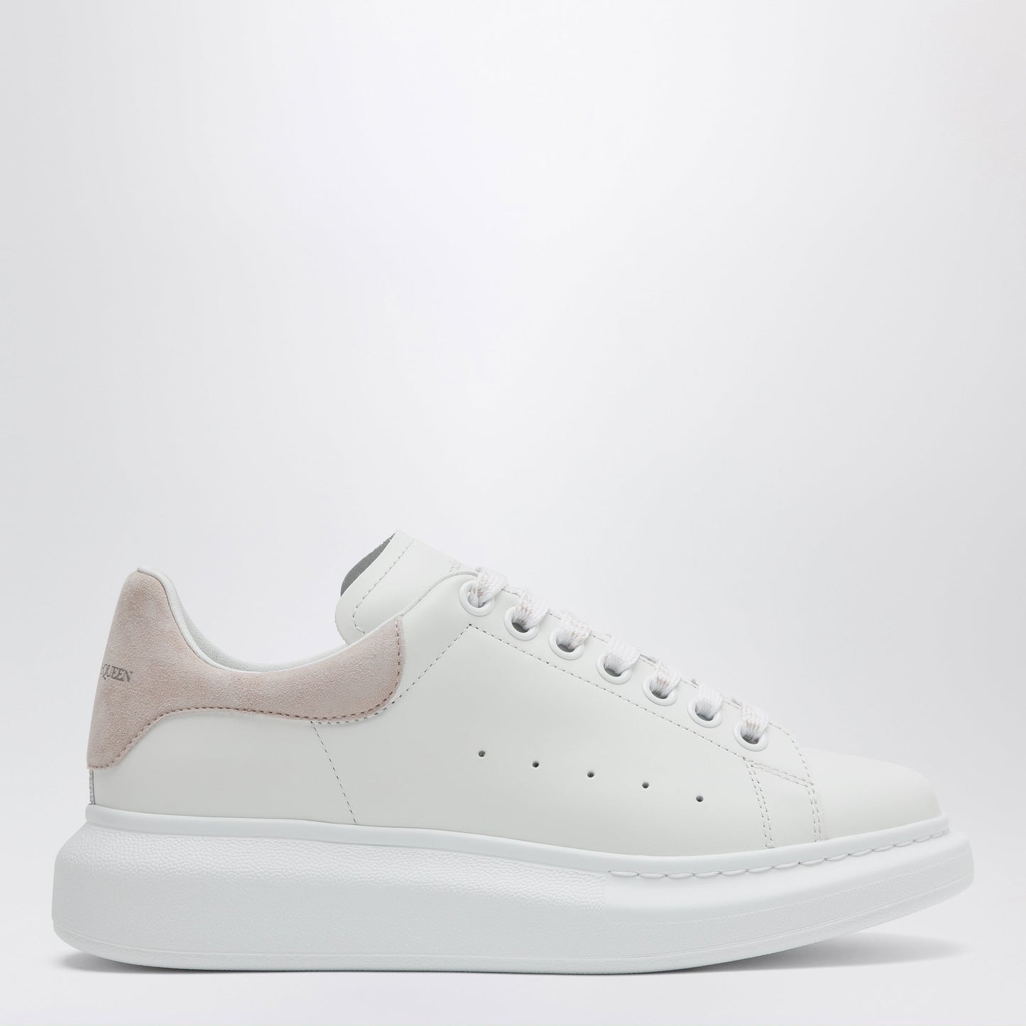Oversized Sneakers In White/Patchouli